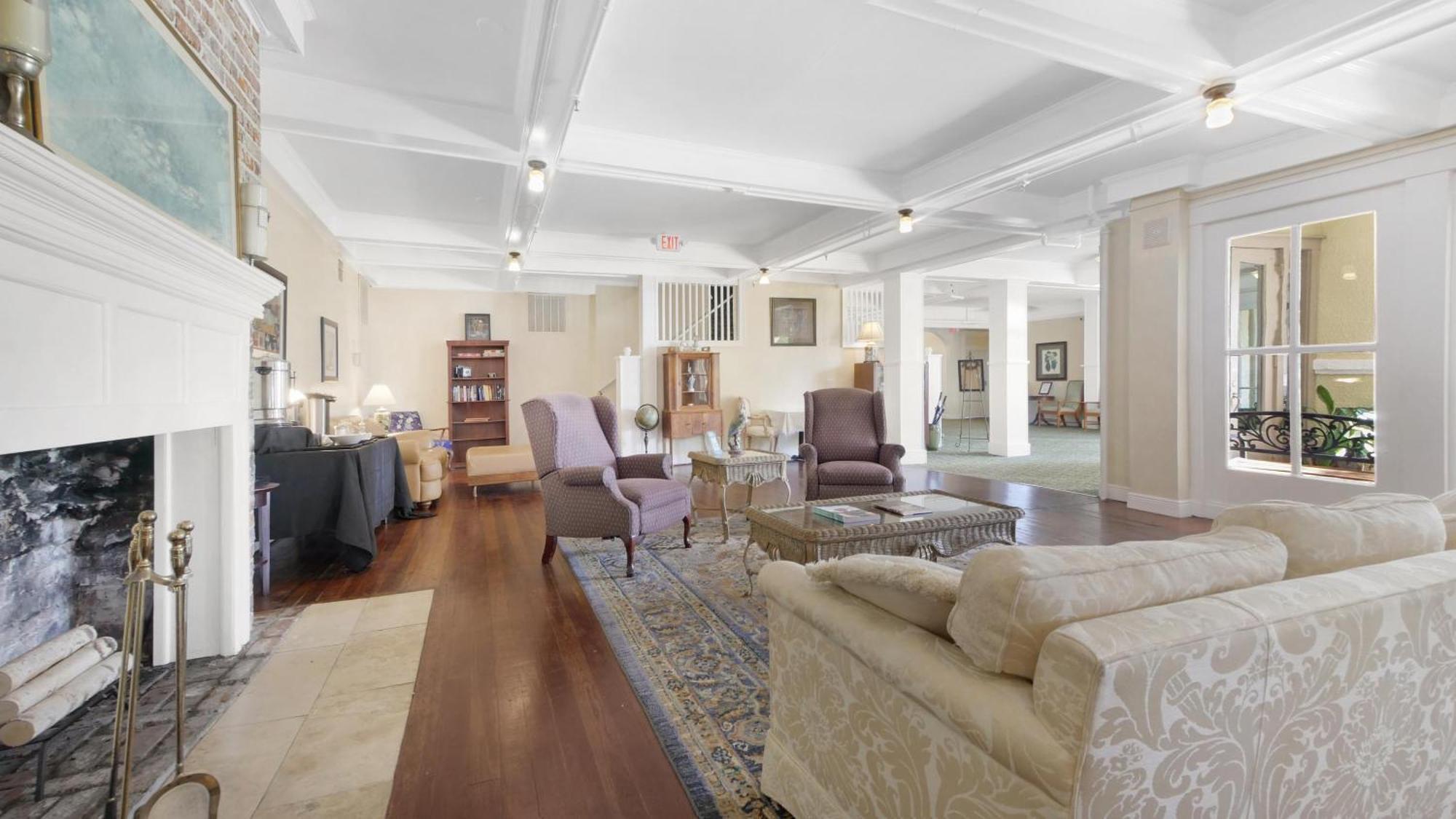 Crystal Bay Historic Hotel Αγία Πετρούπολη Εξωτερικό φωτογραφία