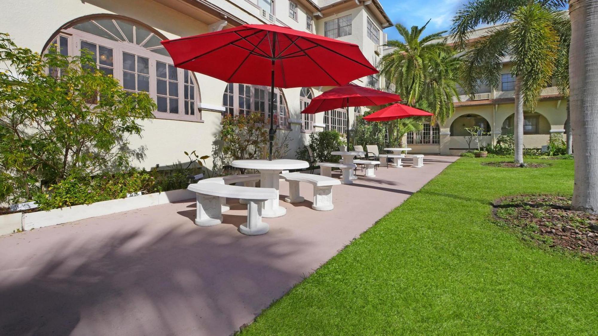 Crystal Bay Historic Hotel Αγία Πετρούπολη Εξωτερικό φωτογραφία